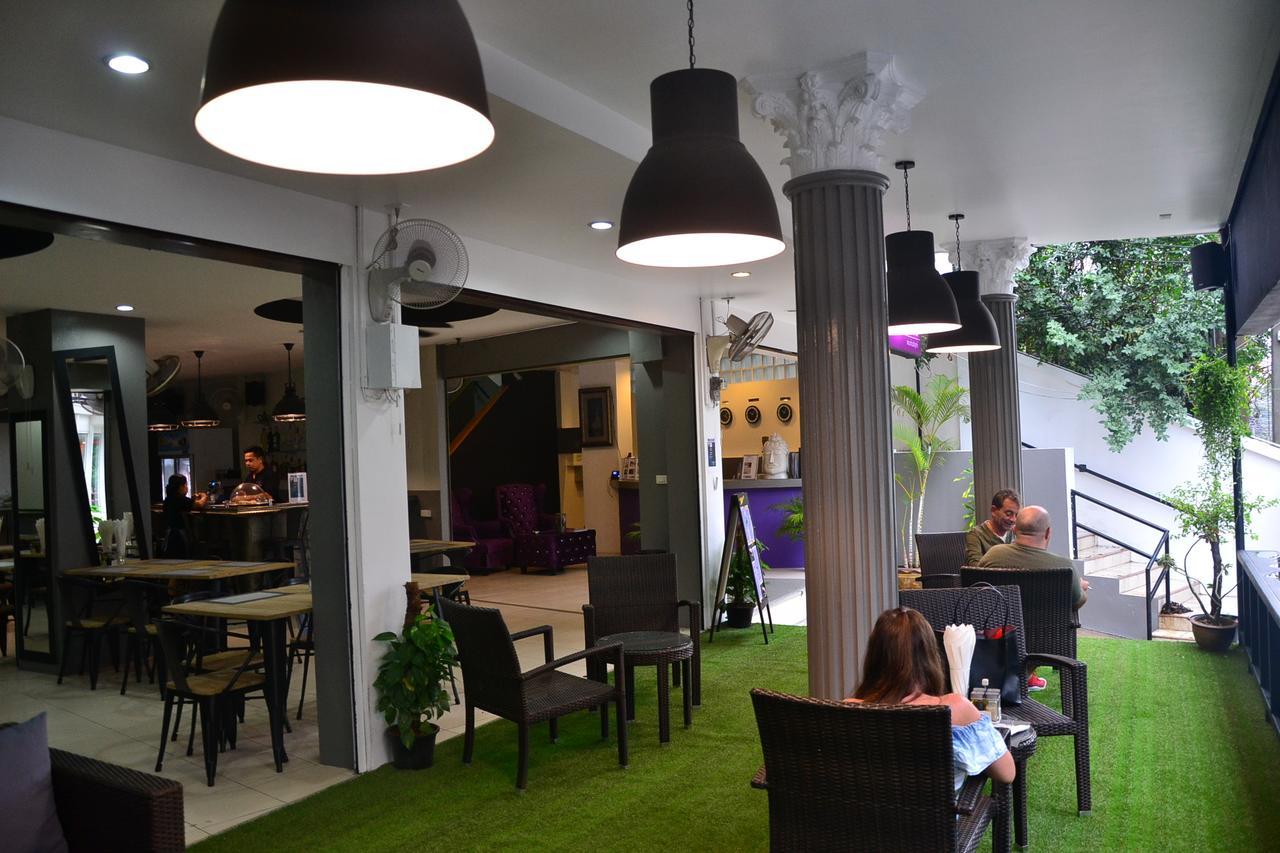 C&C Residence Bistro Restaurant パッタヤー エクステリア 写真